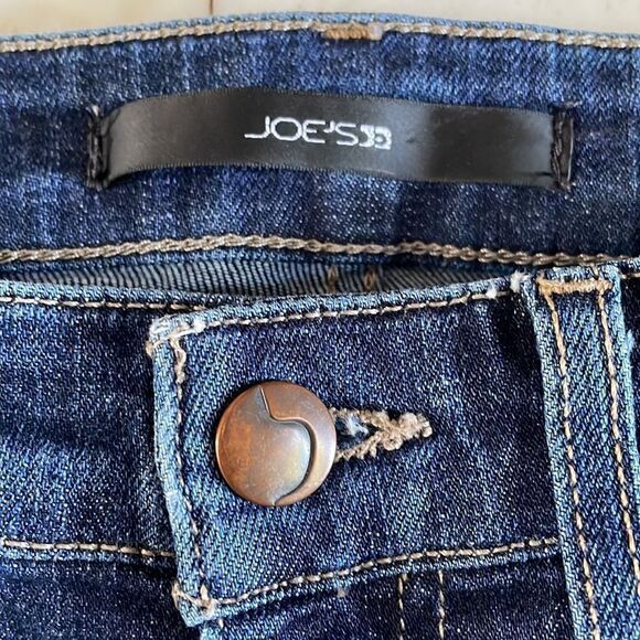 Joe’s Jeans Torrianne Distressed Skinny Jeans - Picture 3 of 8